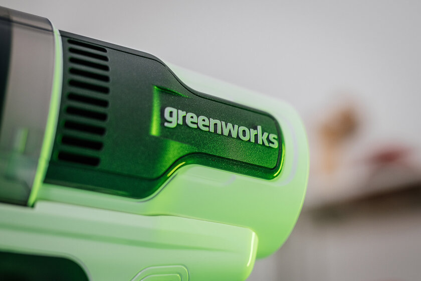 Обзор Greenworks 24В G24SVK4D: вертикальный пылесос на все случаи жизни — Дизайн корпуса. 9
