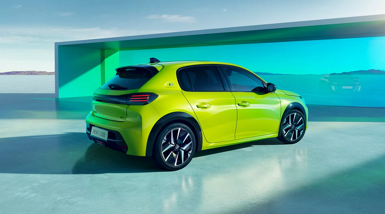 Представлен новый Peugeot 208: автомобиль изменился внутри и снаружи
