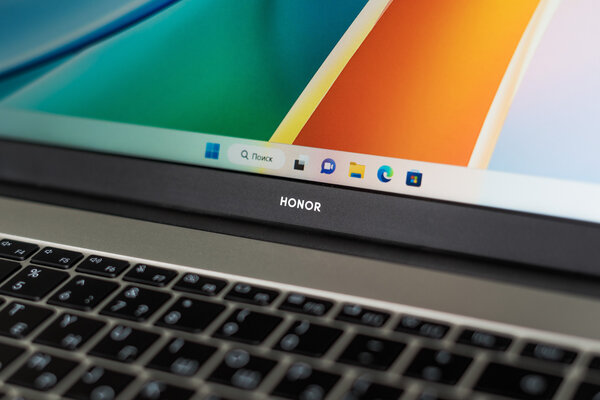 Этот большой, но компактный ноутбук подходит абсолютно для всего. Обзор HONOR MagicBook X 16 Pro — Экран. 3