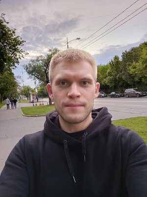 Это VIP-смартфон, другого такого не найти в сегменте до 30 000 рублей. Просто посмотрите — Камера. 15