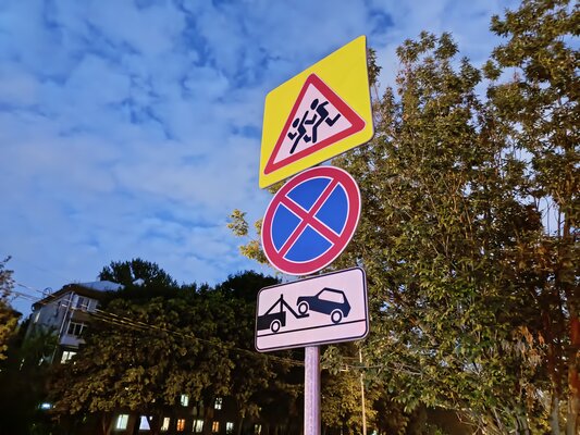 Это VIP-смартфон, другого такого не найти в сегменте до 30 000 рублей. Просто посмотрите — Камера. 12