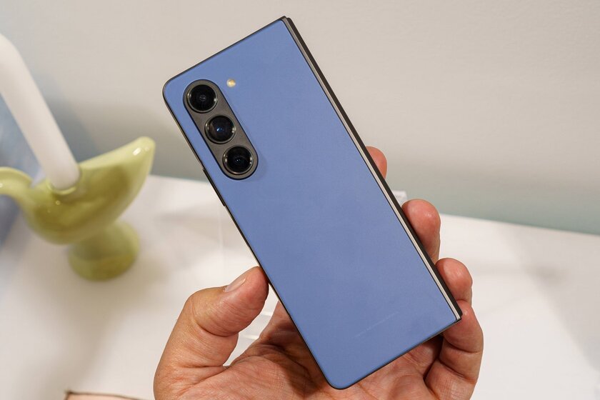 Это лучший складной Samsung: представлен Galaxy Z Fold 5, стал тоньше и мощнее