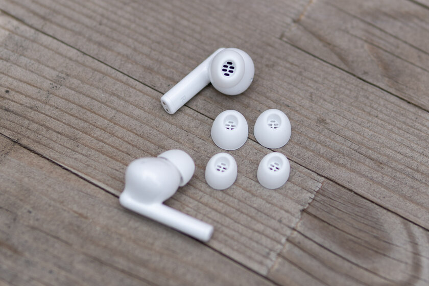 Шумоподавление за пару тысяч. Обзор HONOR Choice Earbuds X5 — Дизайн и эргономика. 2