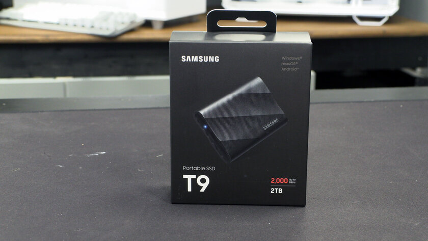 Почти идеальный портативный SSD с ужасным корпусом: обзор Samsung T9 — Комплект поставки и дизайн корпуса. 1