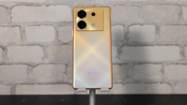 Круто фотографирует на 108 Мп и тащит все игры. Обзор Infinix Zero 30 5G