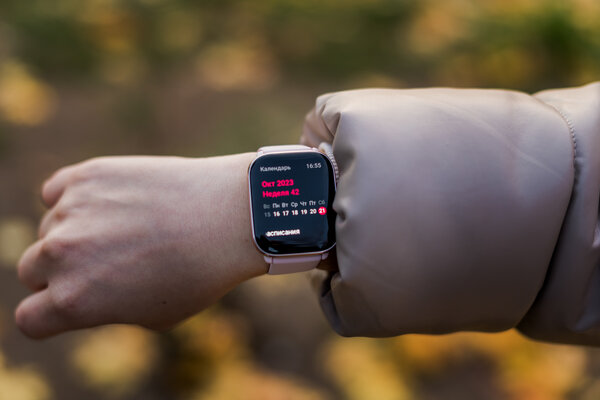 Миниатюрные умные часы для тех, кому не подходят шайбы на запястье. Обзор Amazfit Active — Дисплей и интерфейс. 5
