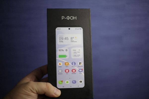 В России представили Р-ФОН — отечественный смартфон на не-Android