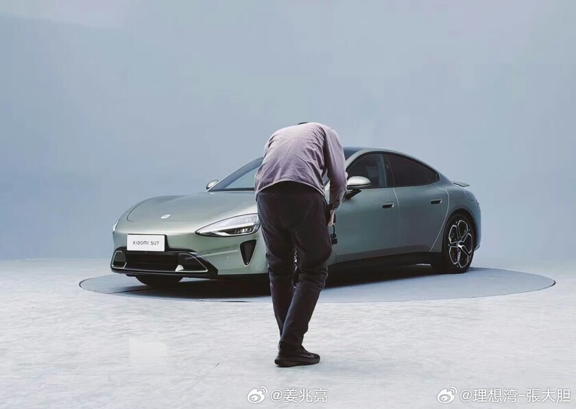Первое авто Xiaomi попало на фото без камуфляжа. В эту машину вложили кучу денег