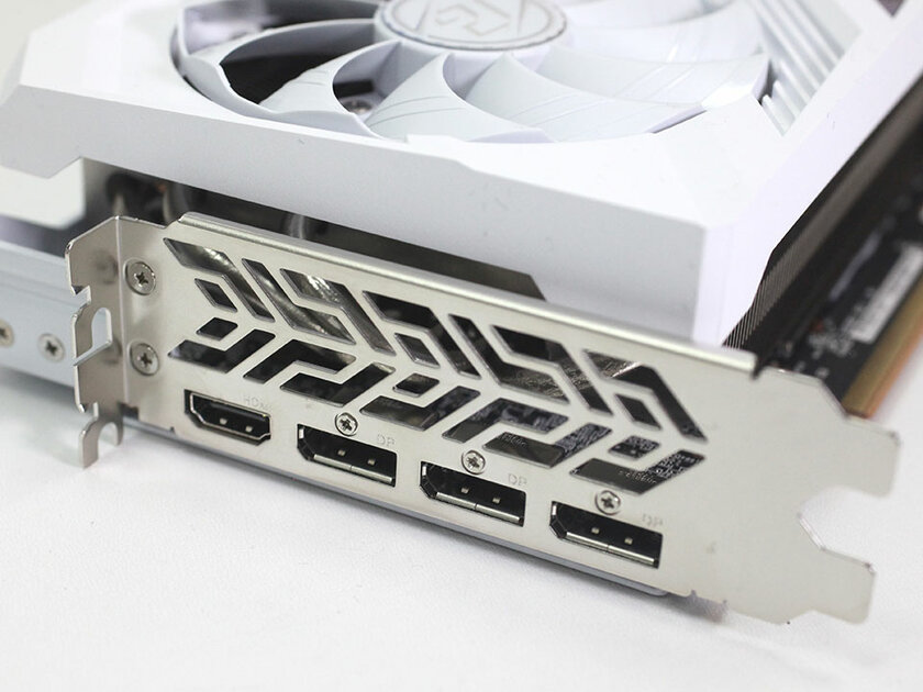 Гораздо лучше модели NVIDIA за те же деньги: обзор ASRock Radeon RX 7900 XT Phantom Gaming White — Дизайн корпуса. 6