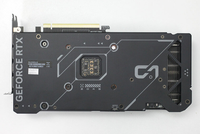 Видеокарта среднего уровня, способная уделать RTX 3090: обзор ASUS GeForce RTX 4070 Super Dual