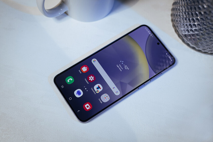 Акцент на ИИ, титан и новые цвета корпуса: Samsung официально представила Galaxy S24
