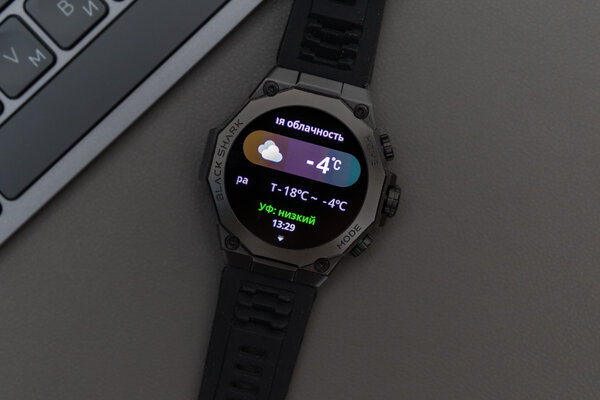 Геймерские часы Xiaomi со встроенным ChatGPT. Это дешёвый кошмар — обзор Black Shark S1 Pro — В использовании. 3
