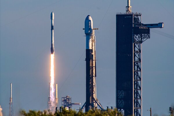 SpaceX запустила лунный модуль. В случае успеха это будет первая высадка на Луне частной компании