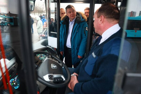 Новейший электробус КАМАЗ с ночной зарядкой вышел на маршрут в Санкт-Петербурге