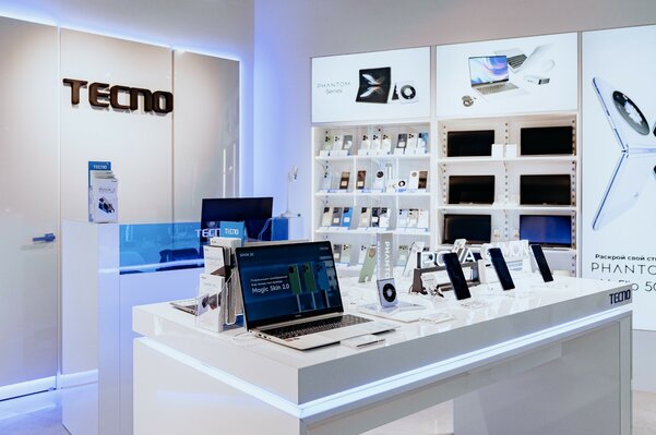 В России открылся первый фирменный магазин TECNO. Все новинки бренда уже доступны покупателям