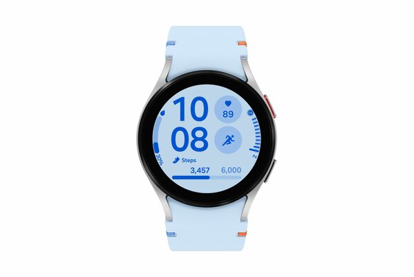 Представлены часы Galaxy Watch FE: меньше наворотов в пользу более доступной цены