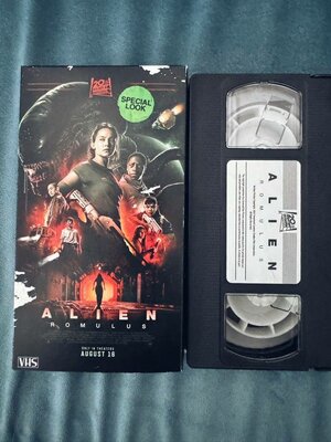 Креативный ход: Disney прислал журналистам трейлер «Чужой: Ромул» на VHS-кассете