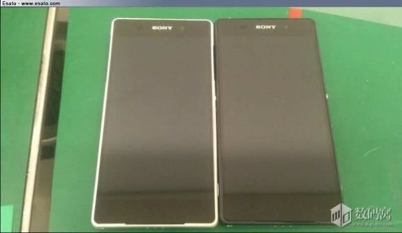 Sony Xperia Z2 Sirius "позирует" бок о бок с Xperia Z и Z1