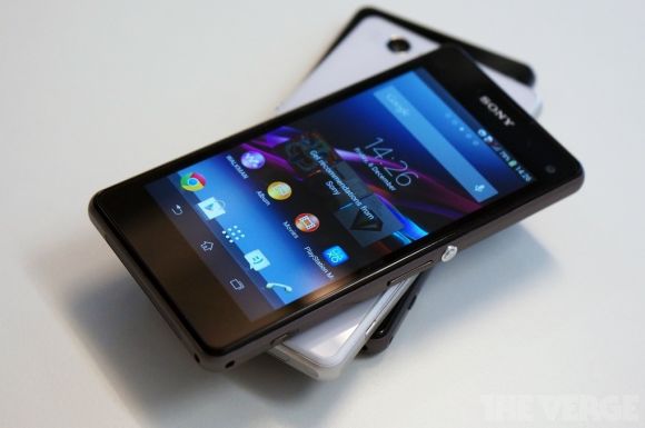 Обзор Sony Xperia Z1 Compact: когда меньше – лучше