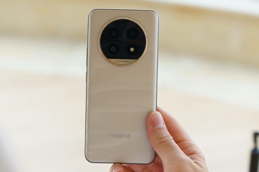 Обзор Realme 13 Pro+: редкая комбинация и хорошего дизайна, и удачной начинки — Дизайн. 4