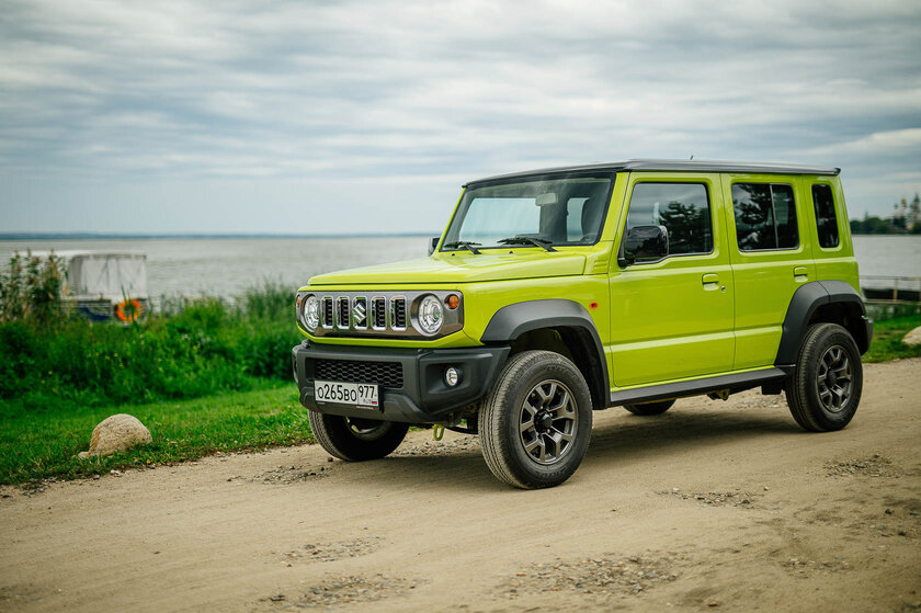 Легенда становится практичной. Обзор пятидверного Suzuki Jimny (2023) — Знакомство. 2