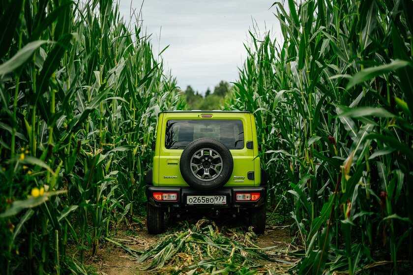 Легенда становится практичной. Обзор пятидверного Suzuki Jimny (2023) — Отзыв. 1