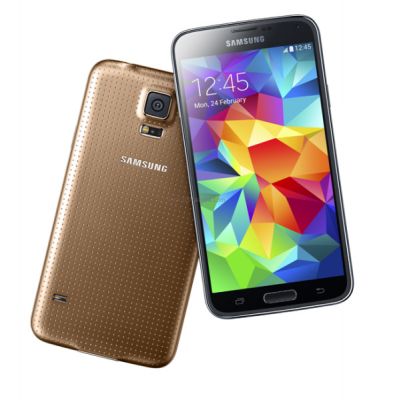 MWC 2014: официально представлены смартфон Samsung GALAXY S5 и новый фитнес-браслет-пейджер Samsung Gear Fit