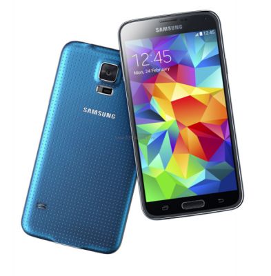 MWC 2014: официально представлены смартфон Samsung GALAXY S5 и новый фитнес-браслет-пейджер Samsung Gear Fit