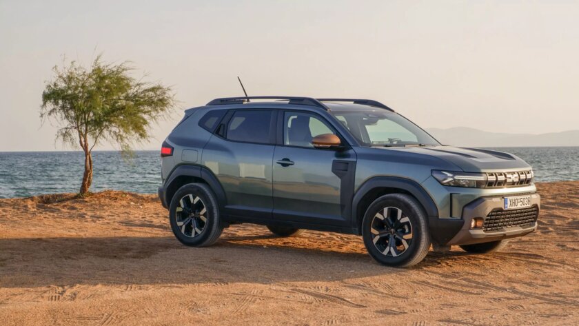 Король доступных внедорожников? Обзор Dacia Duster 2024 года — Отзыв. 1