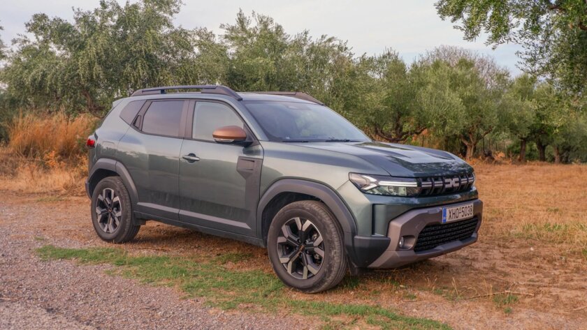 Король доступных внедорожников? Обзор Dacia Duster 2024 года — Комплектация и цены. 3