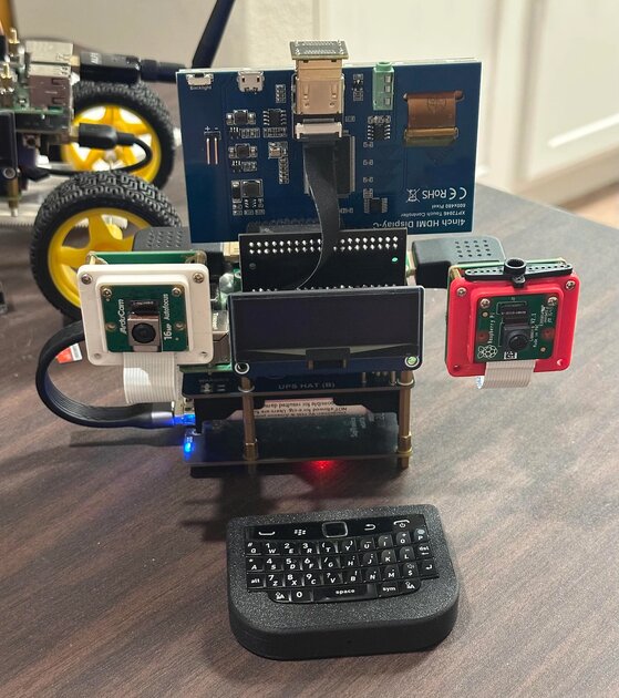 Энтузиаст показал специфический билд на Raspberry Pi 4 с двумя дисплеями