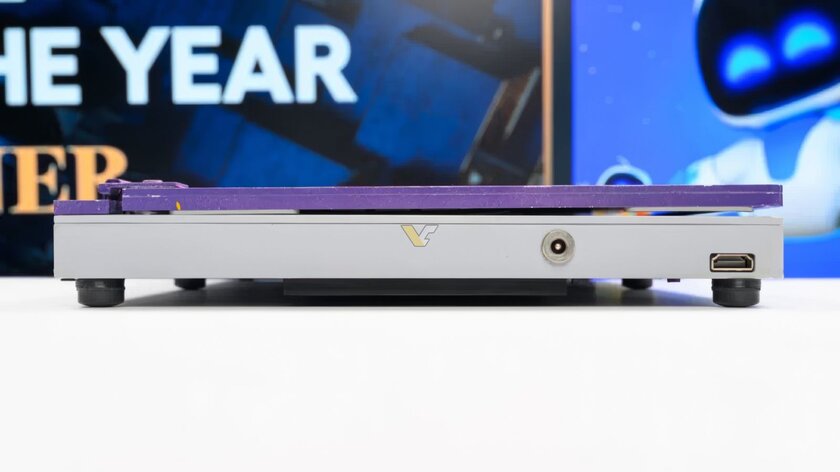 PlayStation 5 превратили в кастомный геймерский ноутбук за почти 3000 долларов