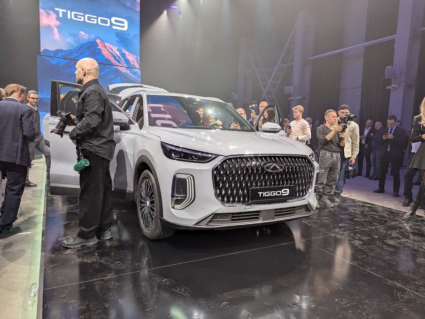 В Россию приехал кроссовер Chery Tiggo 9: цены и комплектации