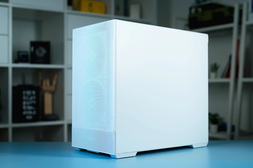 Компактный корпус, в который влезет даже RTX 5090: обзор стильного Zalman P30 AIR White — Дизайн корпуса. 6