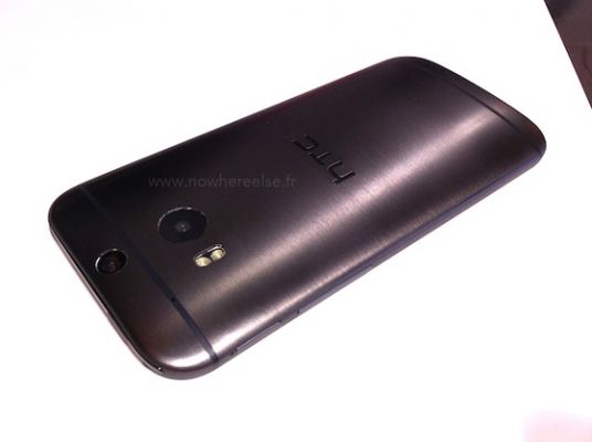 Новые фотографии HTC One