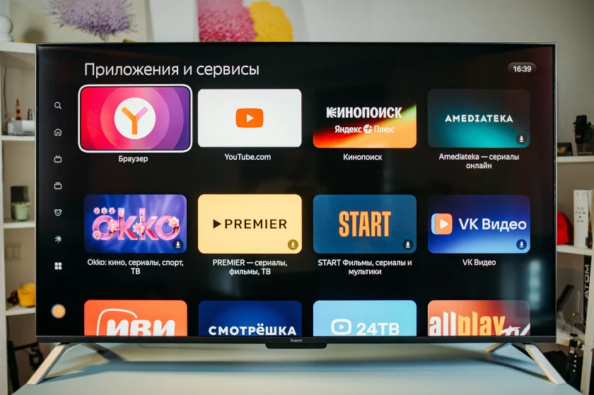 ИИ, QLED-матрица и приличный звук: обзор Яндекс ТВ Станции 2-го поколения на 65 дюймов