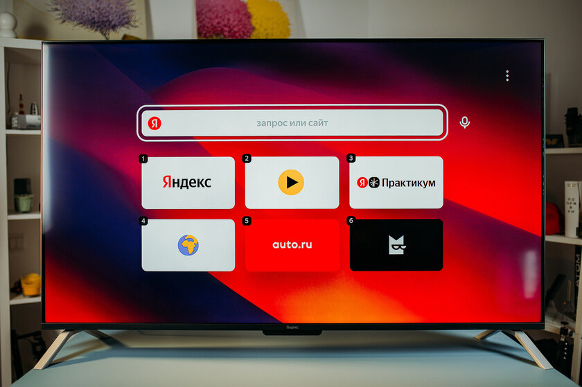 ИИ, QLED-матрица и приличный звук: обзор Яндекс ТВ Станции 2-го поколения на 65 дюймов