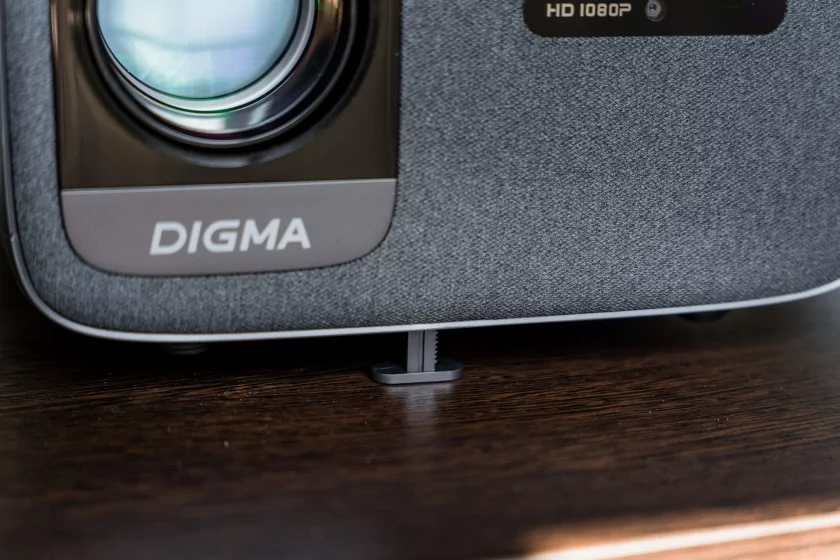 Кинотеатр больше не нужен с этим проектором: обзор DIGMA DP-FHD800A — Внешний вид и комплектация. 12