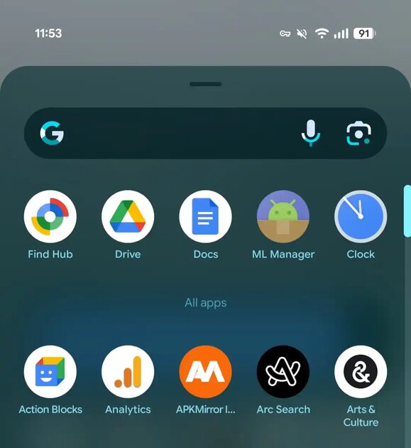 Обзор Android 16 в картинках: вот что Google уже изменила в системе — Ящик приложений открывается не на полный экран — он стал выдвигаемой карточкой. 1