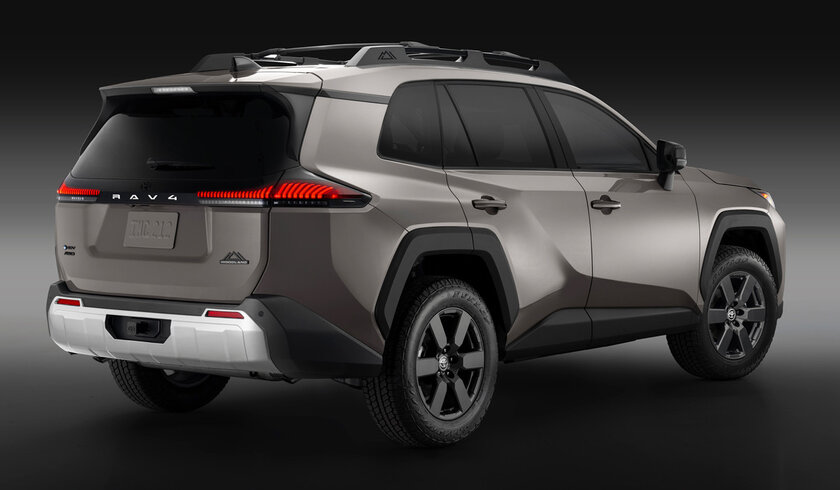 Гибрид с обновлённым интерьером: представлен кроссовер Toyota RAV4 шестого поколения