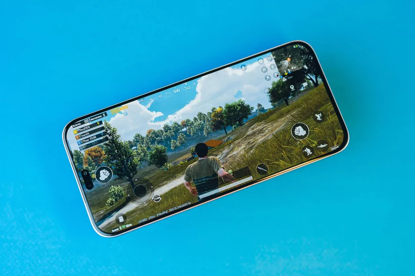 ИИ-кнопка камеры, 108 Мп и износоустойчивая батарея: 6 причин, почему HONOR 400 Lite заслуживает внимания