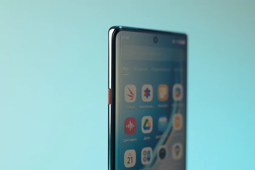 Недорогой смартфон с ИИ, модным корпусом и 144 Гц: обзор TECNO CAMON 40 Pro 5G