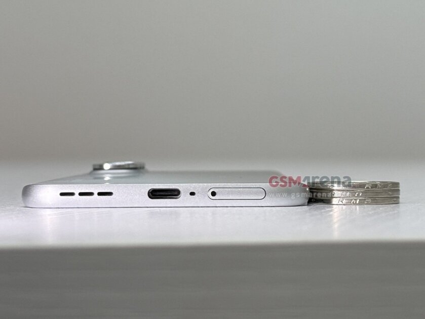 Визуально даже тоньше Galaxy S25 Edge — Infinix Hot 60 Pro+ сравнили с самым тонким флагманом