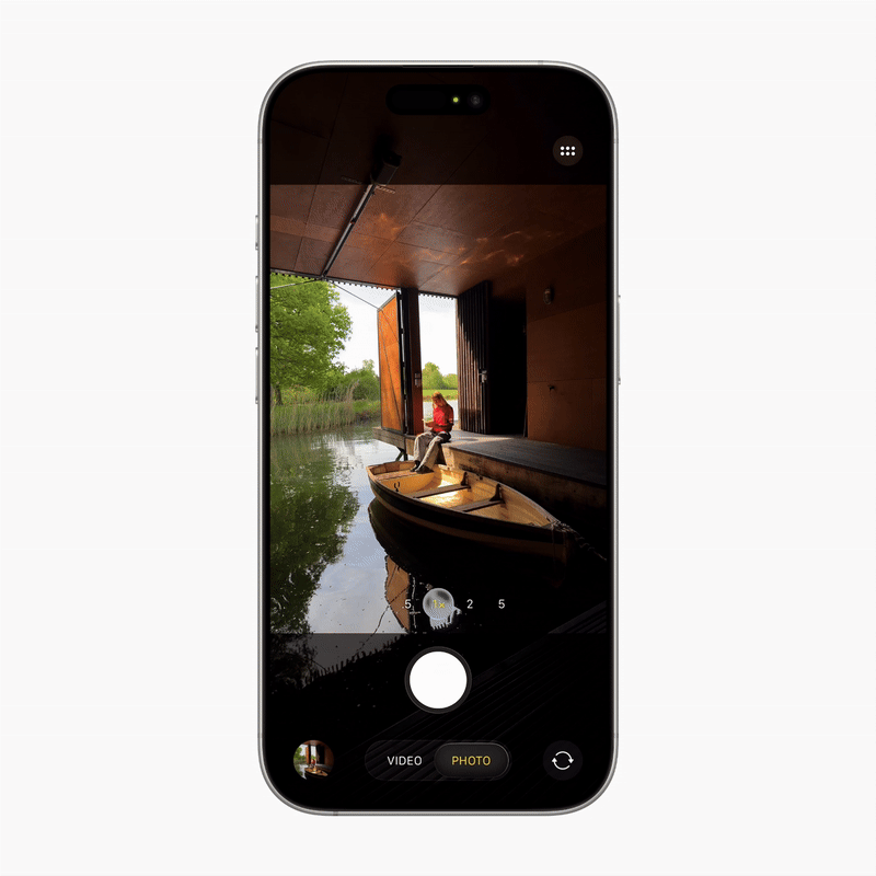 Apple представила iOS 26: с эффектом стекла в духе visionOS