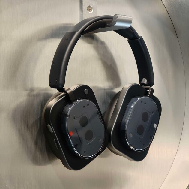 Инсайдер слил живые фото полноразмерных наушников Nothing Headphone (1)
