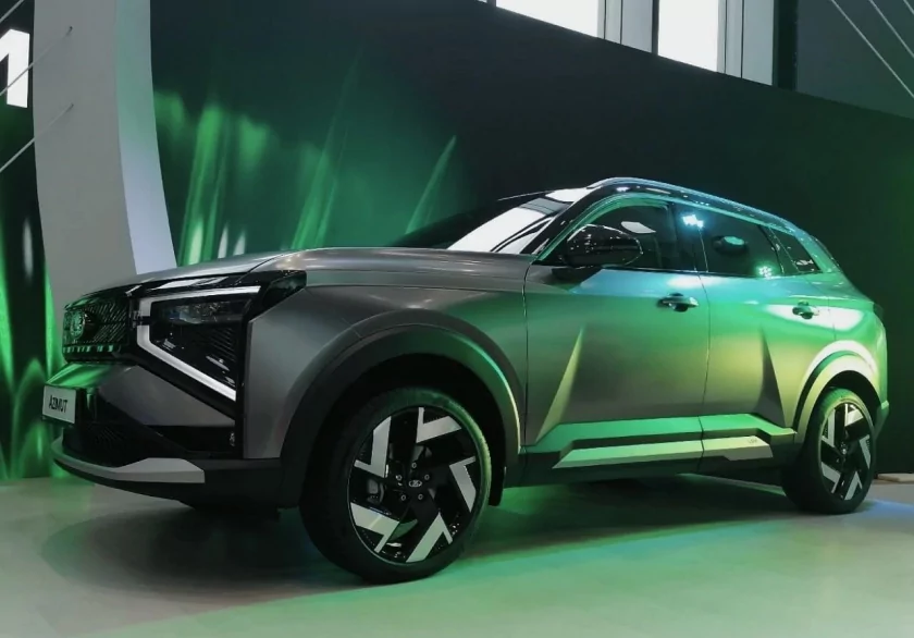 Так выглядит кроссовер LADA Azimut в цвете «Булат» (фото внутри)