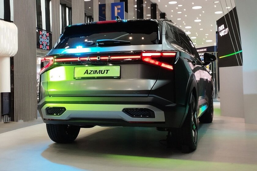 Так выглядит кроссовер LADA Azimut в цвете «Булат» (фото внутри)