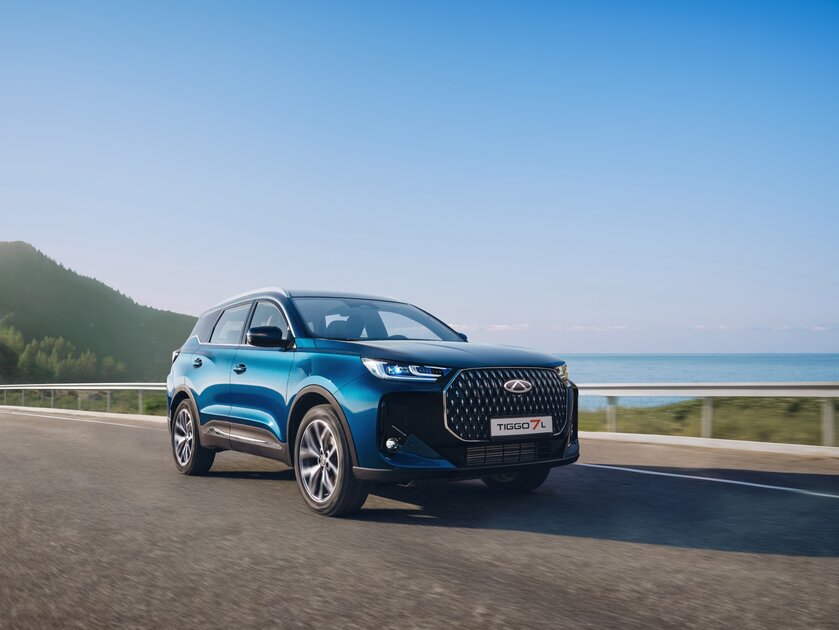 В России cтартовали продажи Chery Tiggo 7L — теперь с полным приводом и красными суппортами