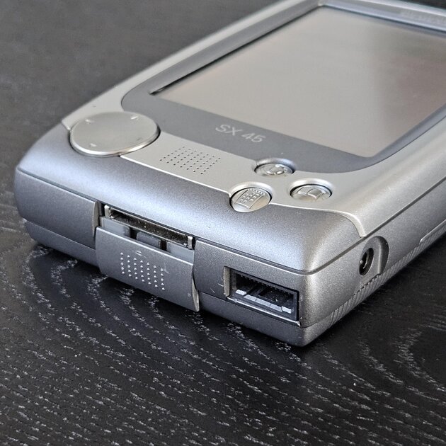 Встречайте Siemens SX 45 — Windows смартфон из 2001 года