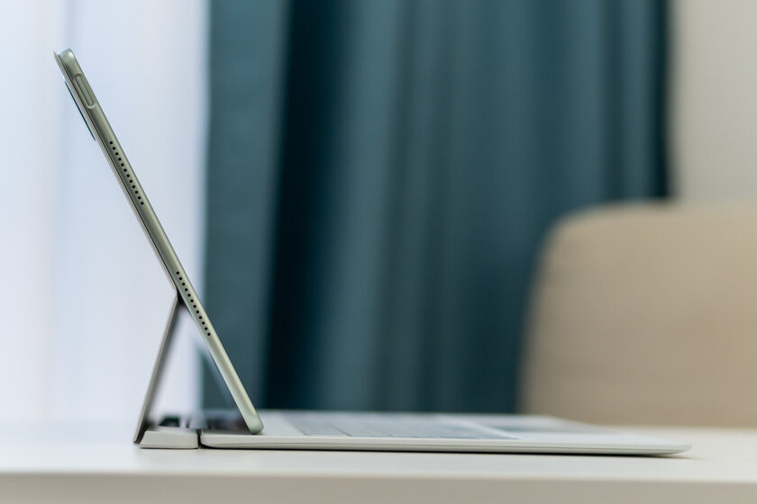 Планшет с «бумажным» экраном и компьютерным офисным пакетом — обзор HUAWEI MatePad Pro 12,2" 2025